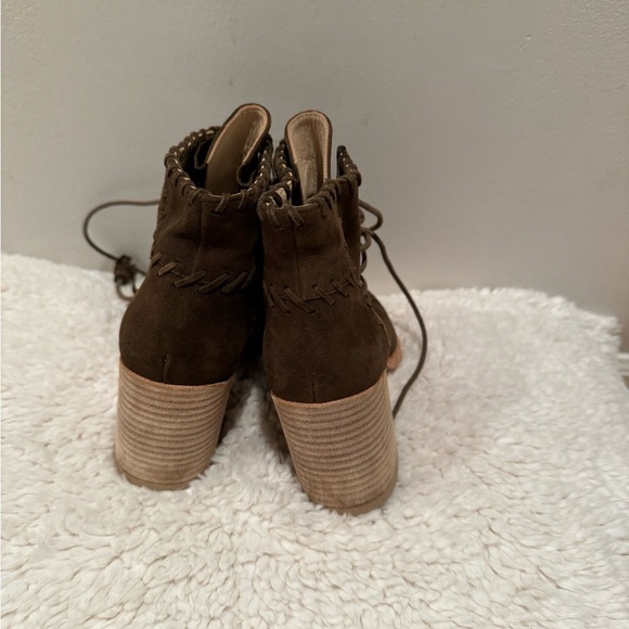 Stuart Whitman Wallawalla Suede Ankle boots 6.5 - Picture 4 of 11